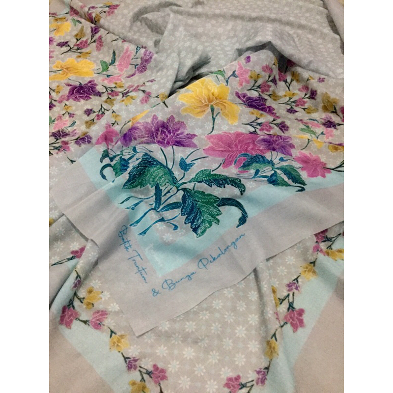 Scarf-Hijab-Ethnic-Batik.Bunga-3, Pekalongan Jawa tengah