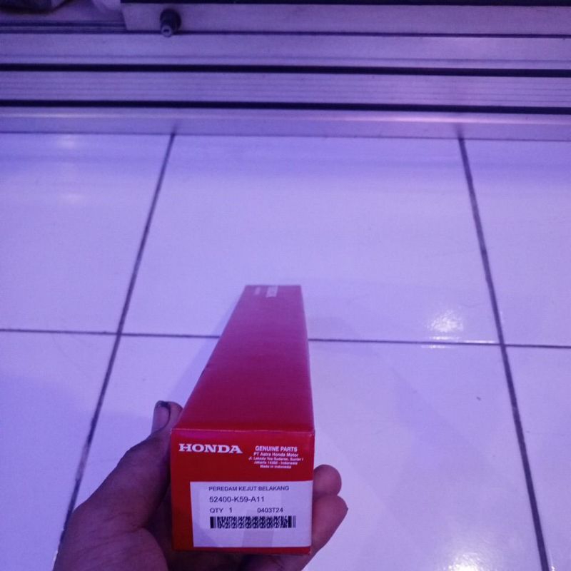 shock belakang vario 125-150 original