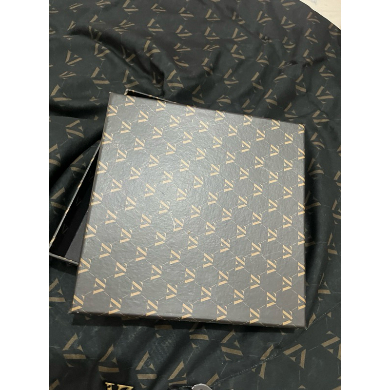 NEW MONOGRAM SCARF VIVI ZUBEDI BLACK