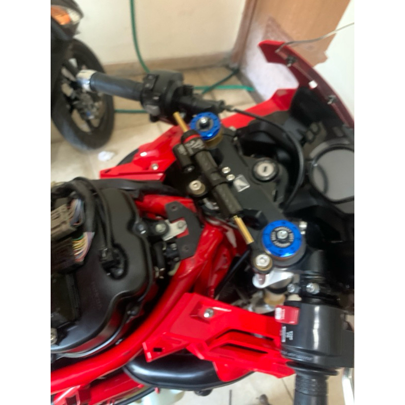 braket stering damper tangki