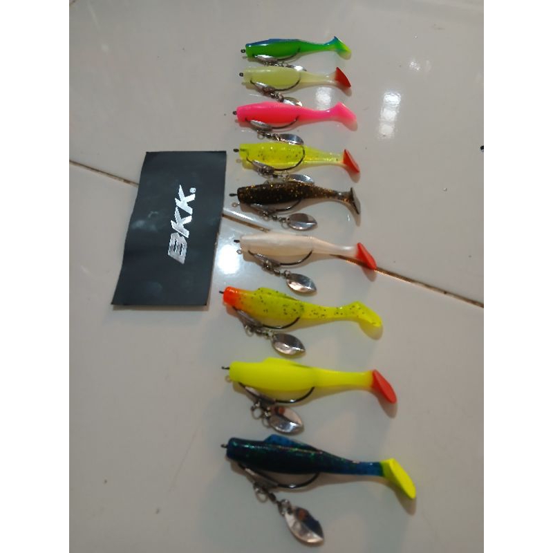 Softlure Rep.zman ukuran 8cm+Worm Hook BKK No.2/0+Blade