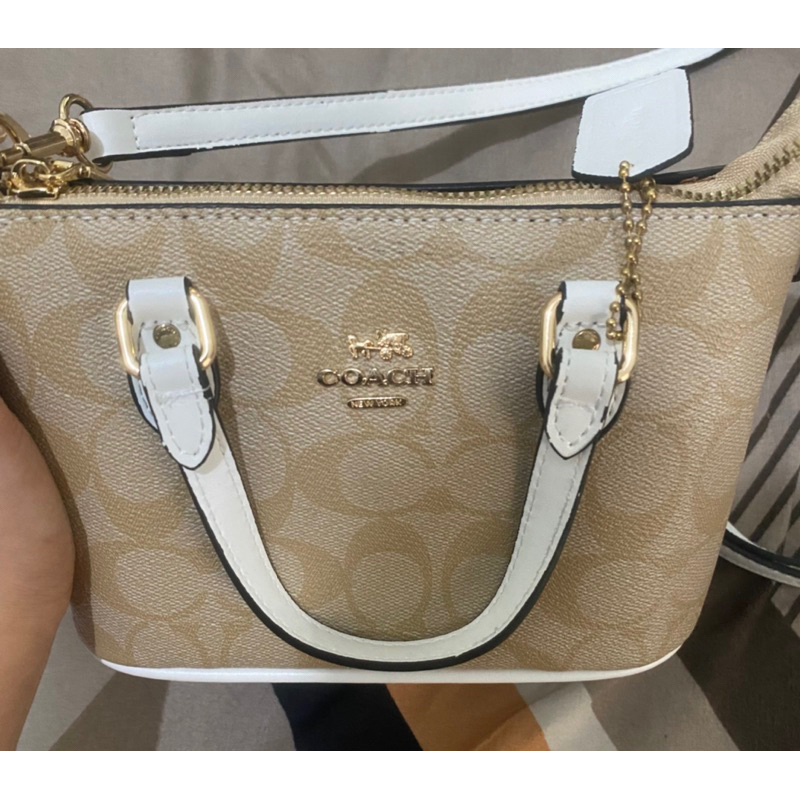 Tas Coach Kecil