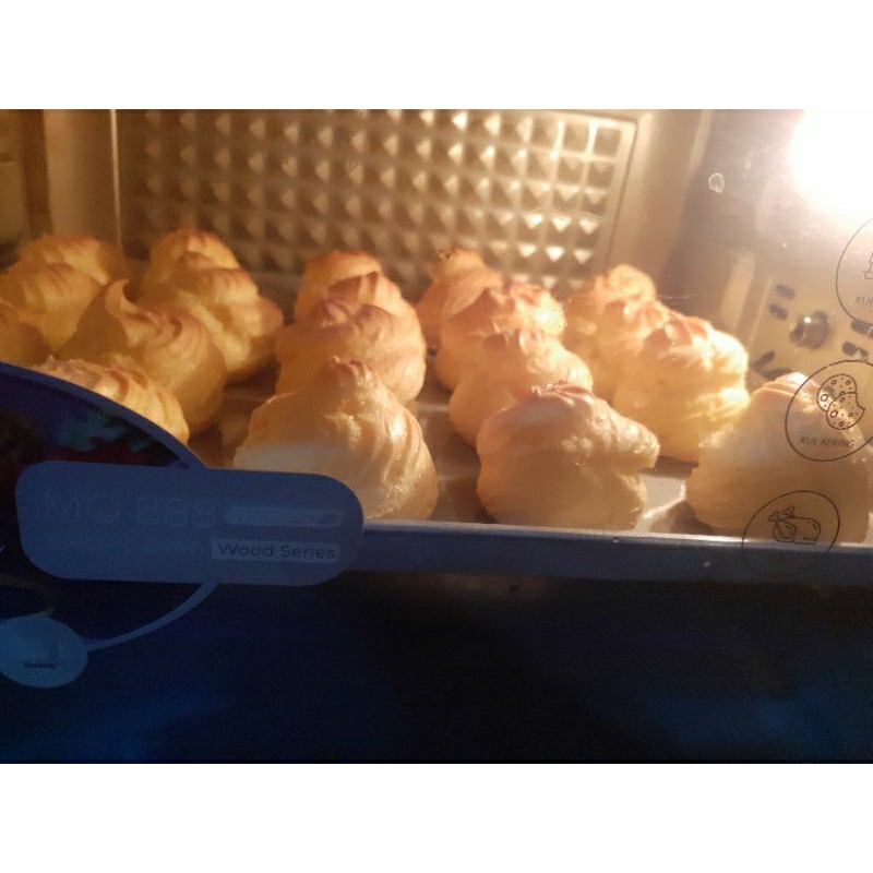 

kue soes/soes vla vanila/soes coklat