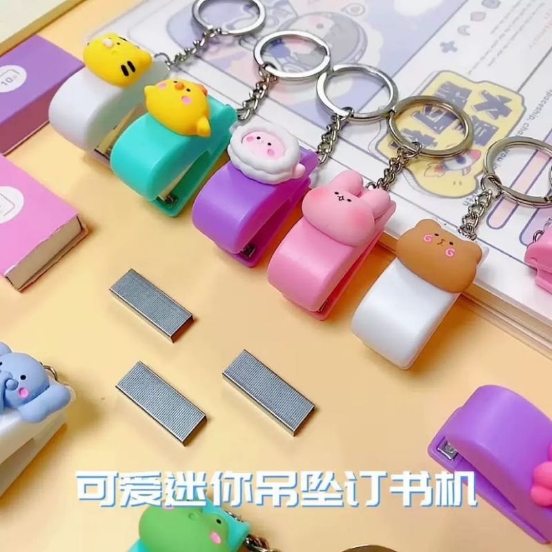 Gantungan Mini Hekter Mini Stapler Motif Lucu Warna Pastel