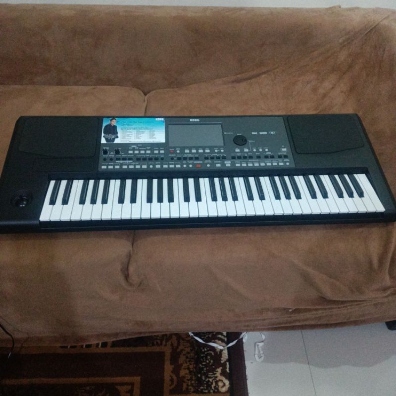 Korg Pa 600 Versi 2 bekas segel atas bawah