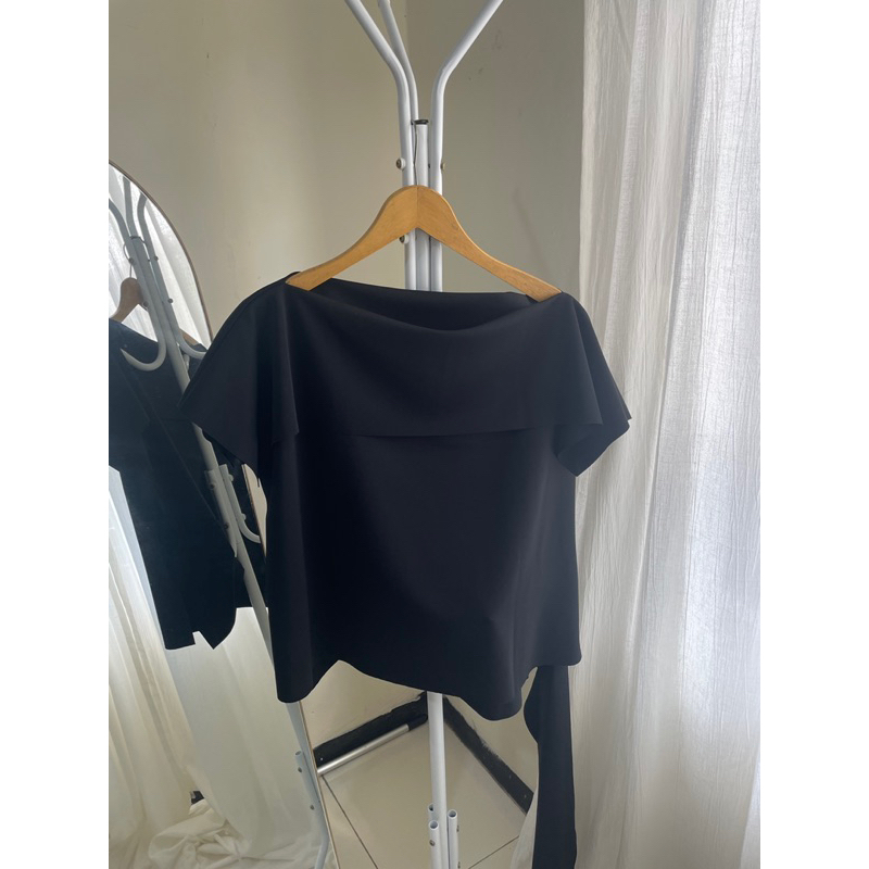 Preloved Blouse Scuba