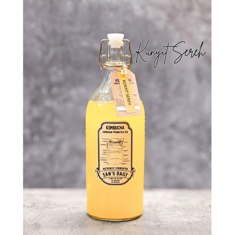 

kombucha Kunyit Sereh - minuman probiotik by sans.daily (botol kaca untuk JABODETABEK)