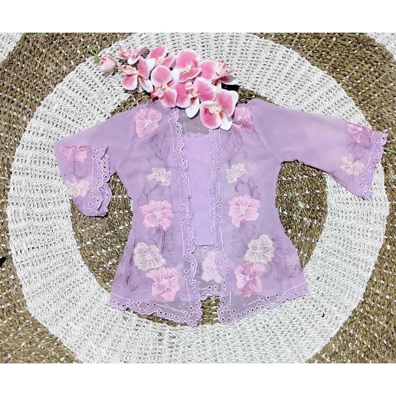 Kebaya Jadi Bordir Tanggung Untuk Anak Tangan Lonceng/Kebaya Bali/Kebaya Anak Tanggung/Kebaya Bordir