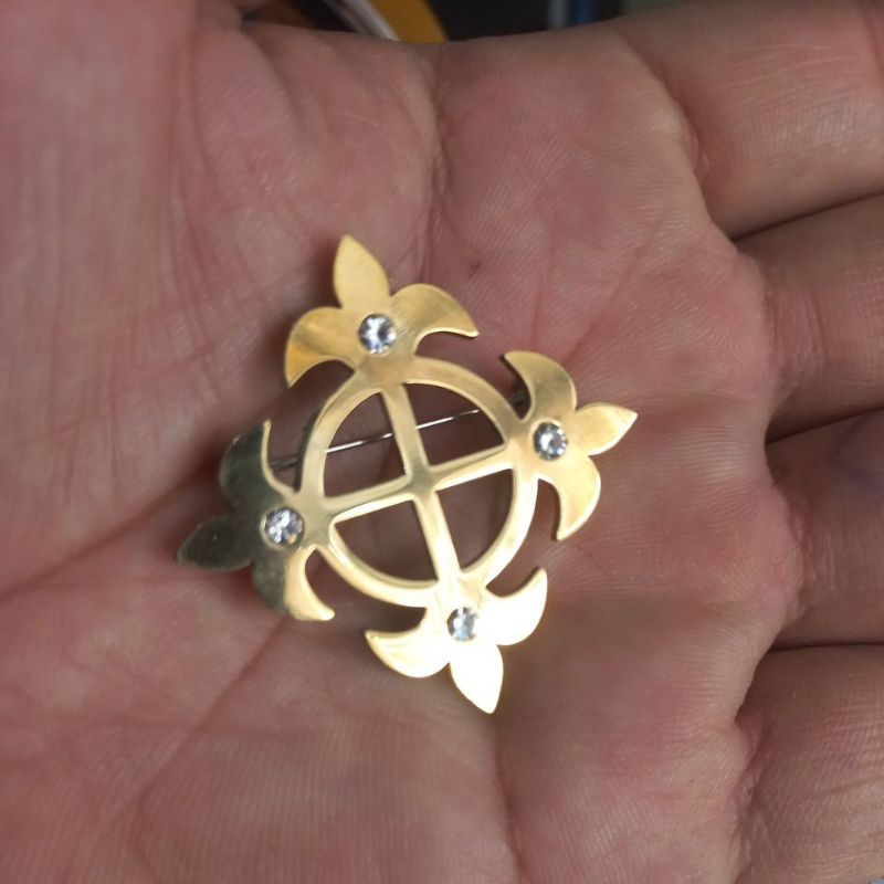 PIN Logo Cakra Rahayu Kencana Galuh pakai mata