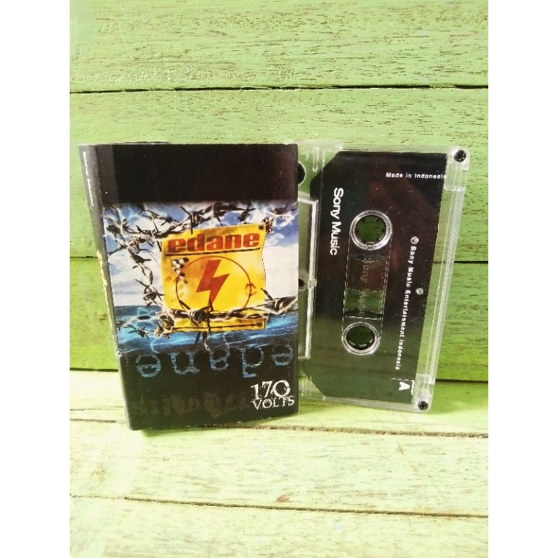 kaset Edane - 170 Volts