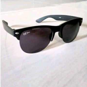 Kacamata Hitam Pria Wanita RB Space