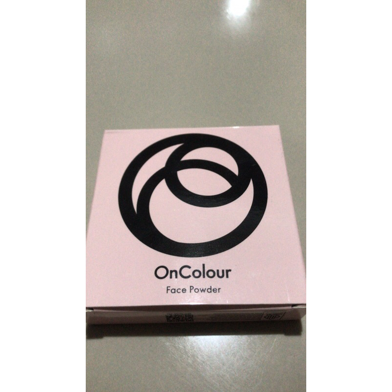 Bedak Tabur padat ORIFLAME THE ONE