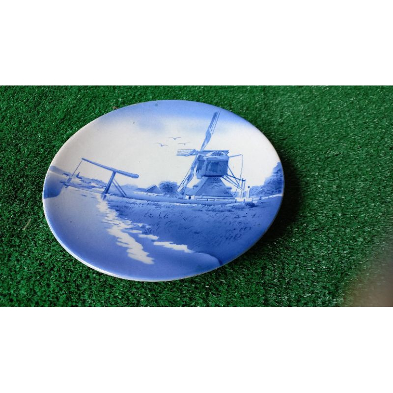 Piring Antik Kuno 1890