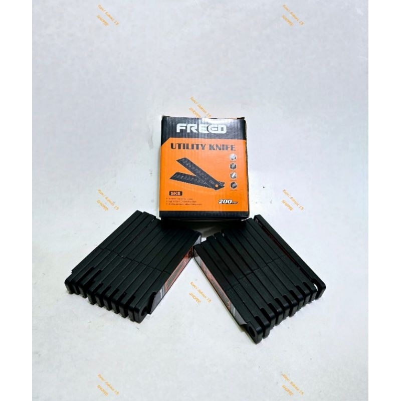 

Refill Cutter Besar FREED / isi Cutter Mata Pisau Cutter FREED / Refill Cutter Tajam 1 Kotak Isi 200pcs