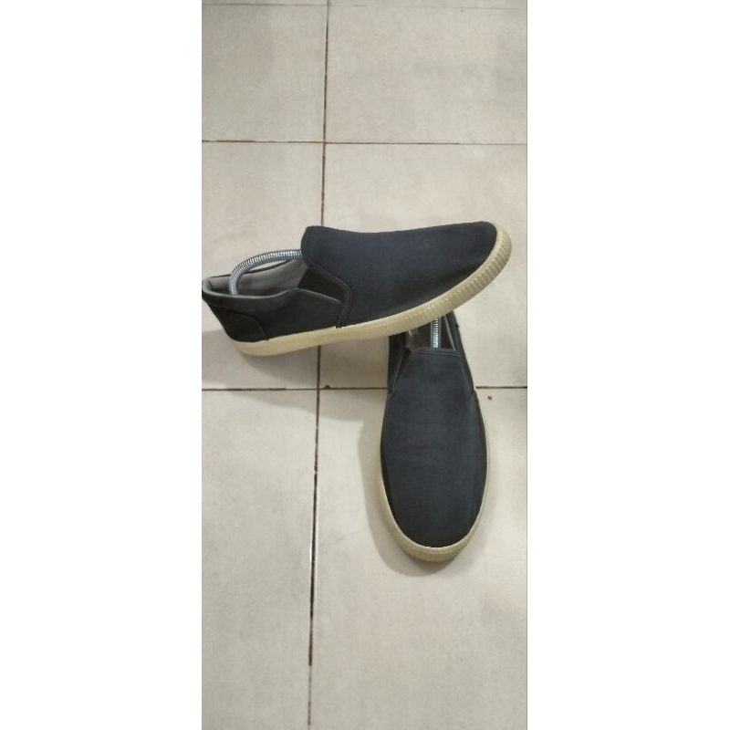 Sepatu Toms Mens