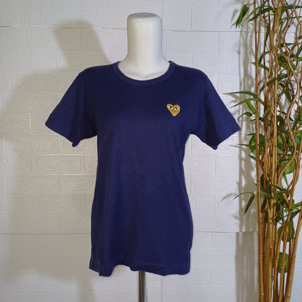 KAOS CDG PLAY ORIGINAL, SIZE L FIT M (SECOND BRANDED) NAVY, TS00467