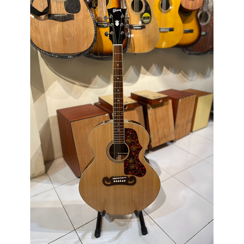 Gitar akustik GIBSON Top Spruce Doubleround Custom premium higt quality
