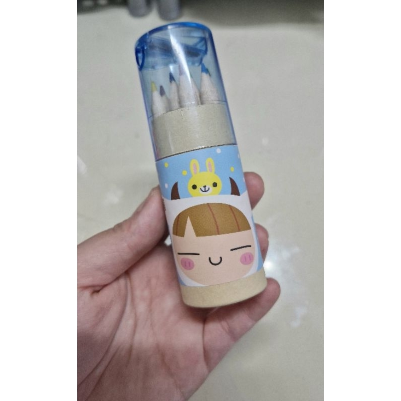 

Pensil Warna Rautan | Pensil Warna 12 in 1 + Serutan karakter kemasan tabung