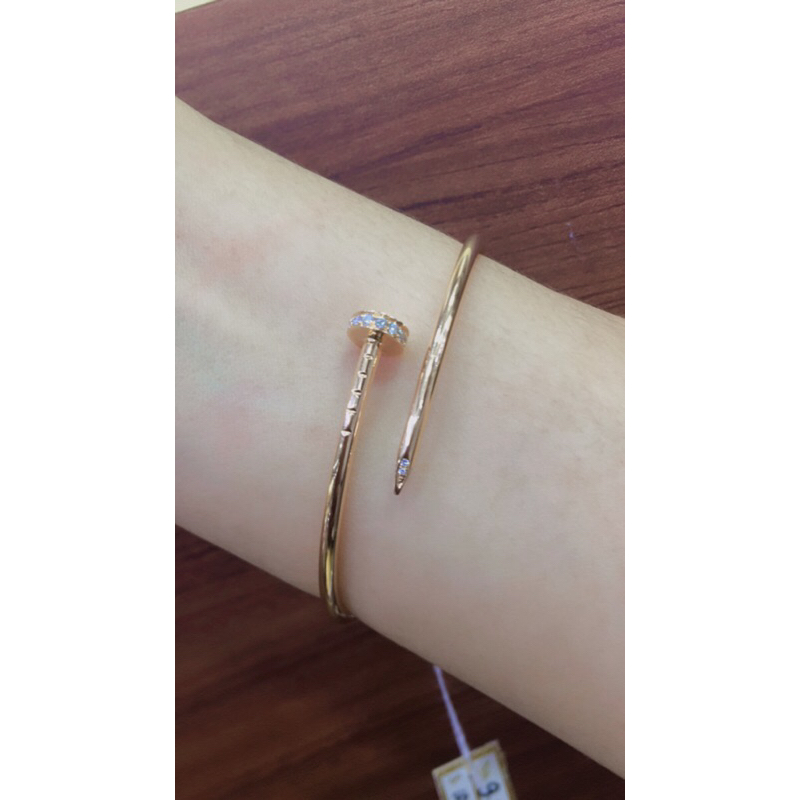 Gelang bangle cartier paku