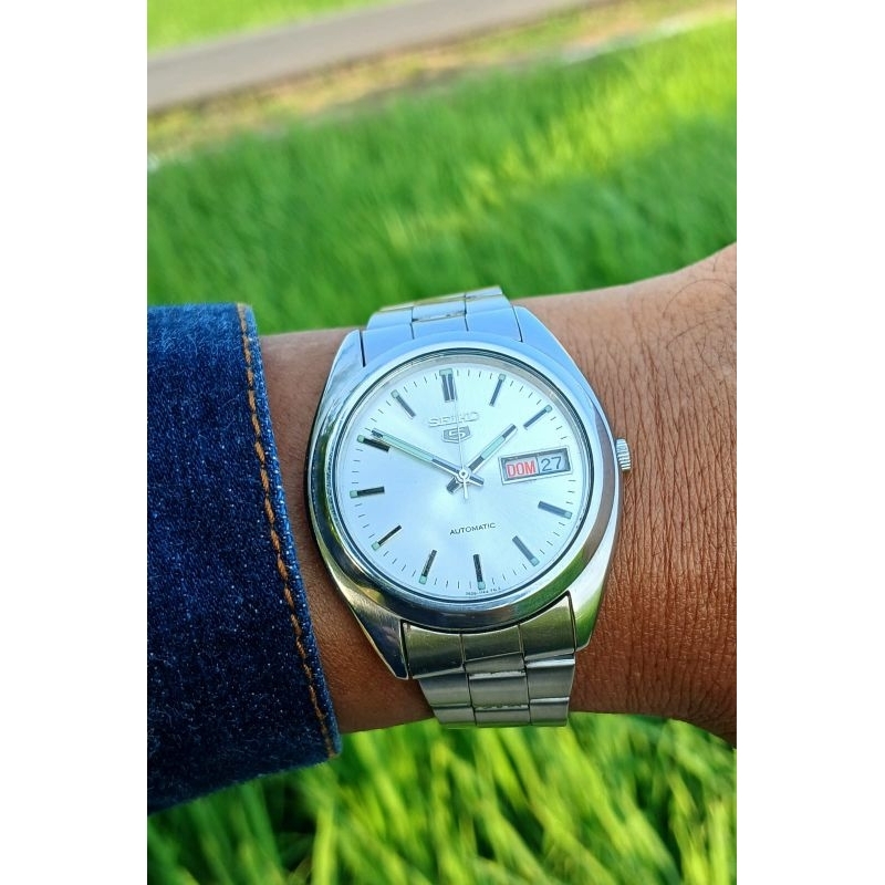 Seiko SNX111 Oyster Style