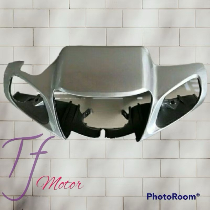 Batok kepala depan Fiz R Silver