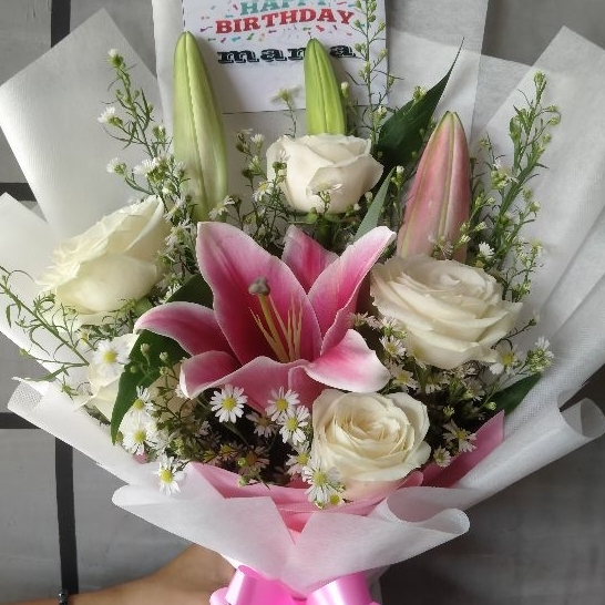 Buket Bunga Hadiah Ulah Tahun Wisuda valentine Bunga Asli