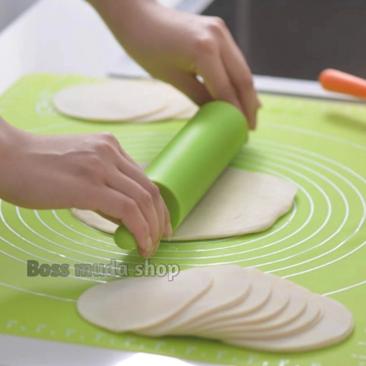 Obral Puas  Paket Hemat Alas Adonan Silikon Dan Rolling Pin