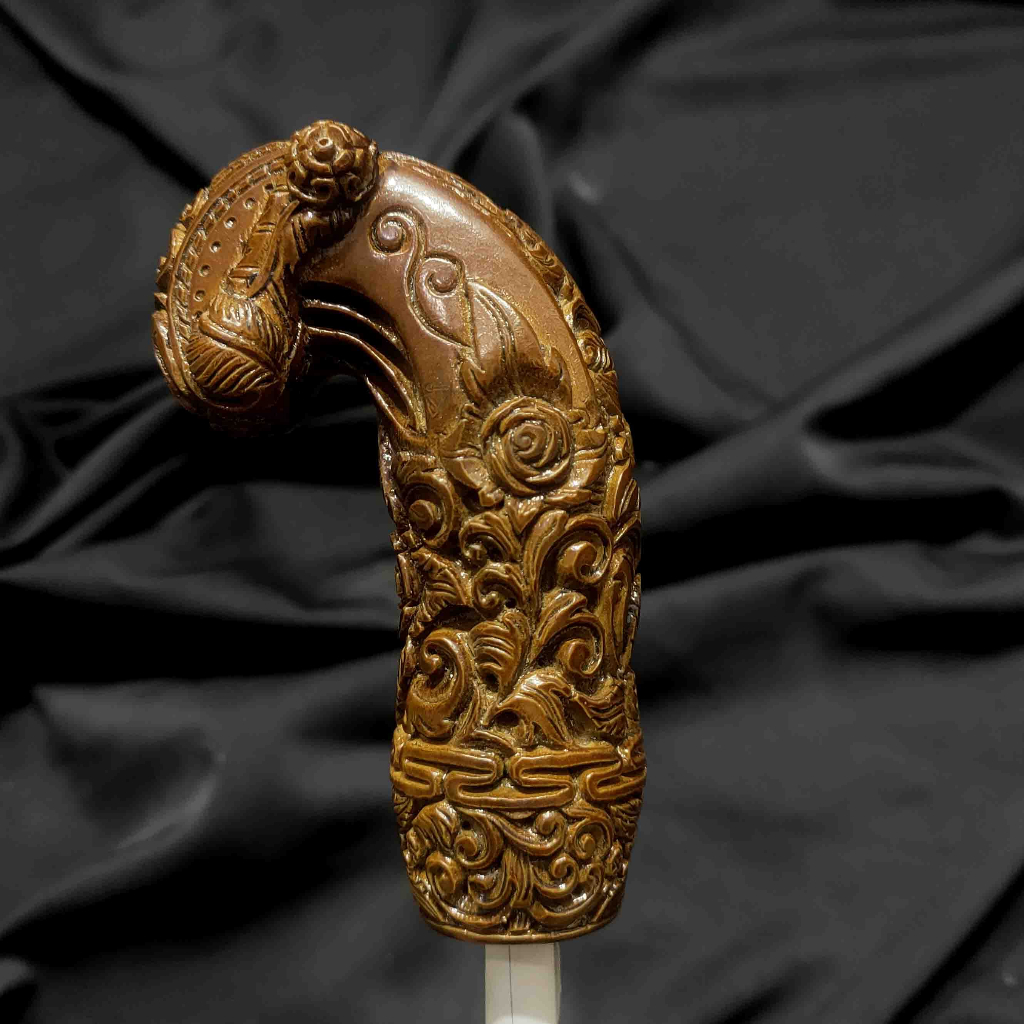 Deder Keris Ukiran Model Donoriko Bahan Kayu Kemuning Garap Alusan