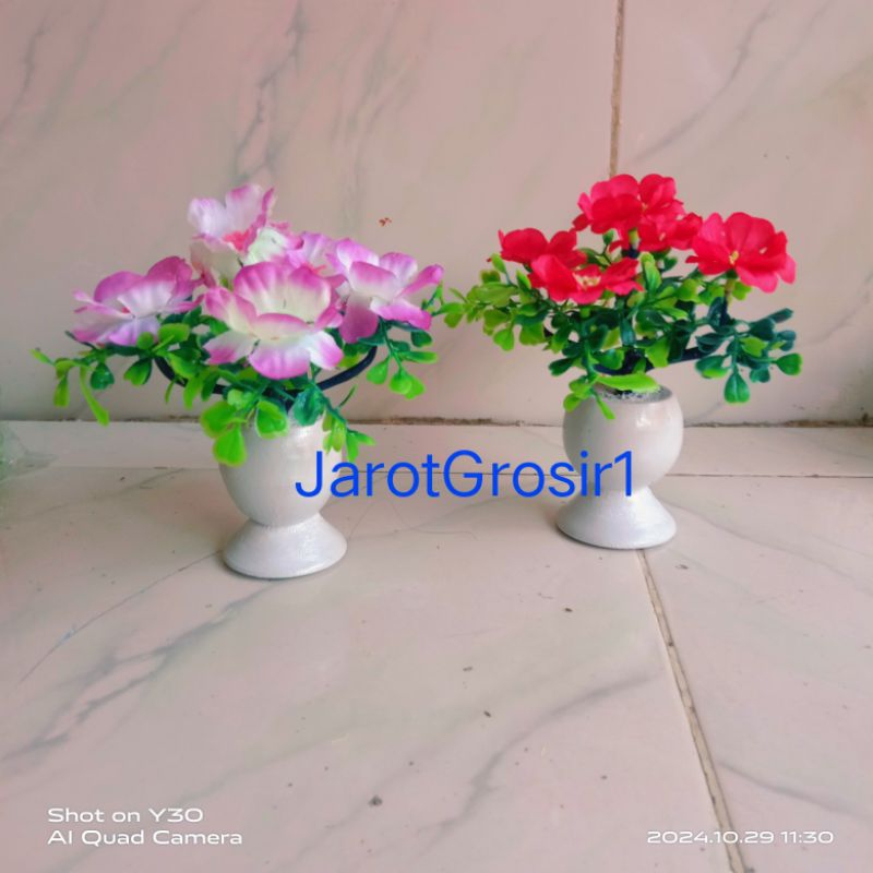 (BUNGA SET POT GUCI) TINGGI 18CM // POHON HAWAI ARTIFICIAL // BUNGA HIAS SUDUT// POHON BUNGA HIASAN 