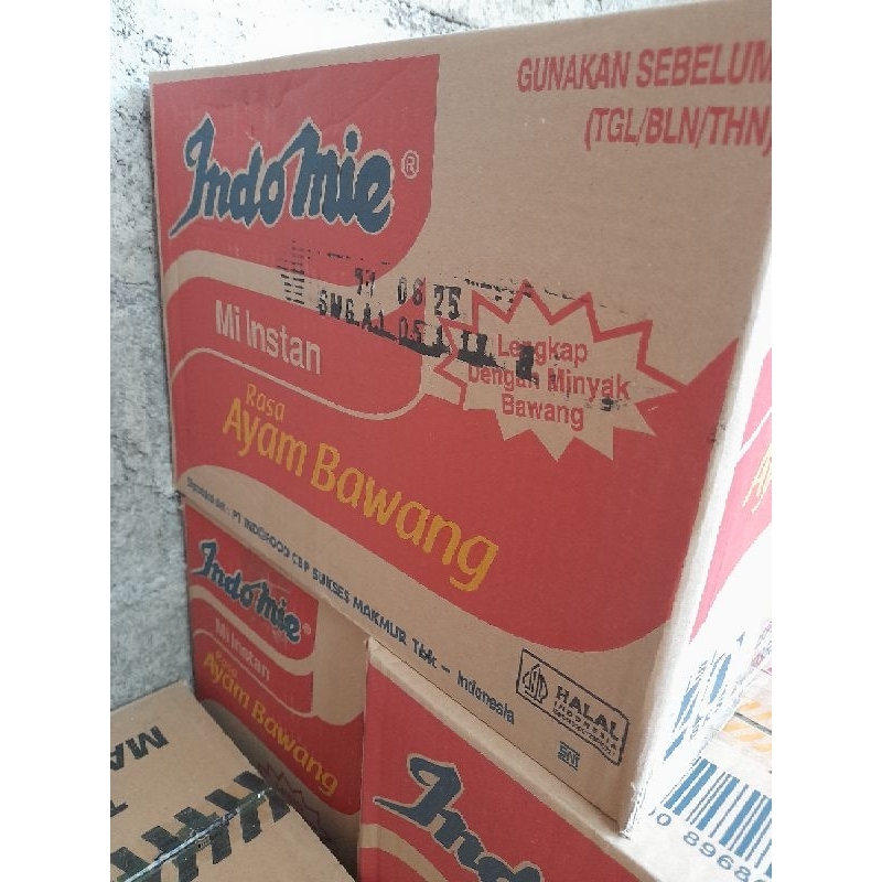 

indomie rebus kuah ayam bawang soto 1dus isi 40pcs