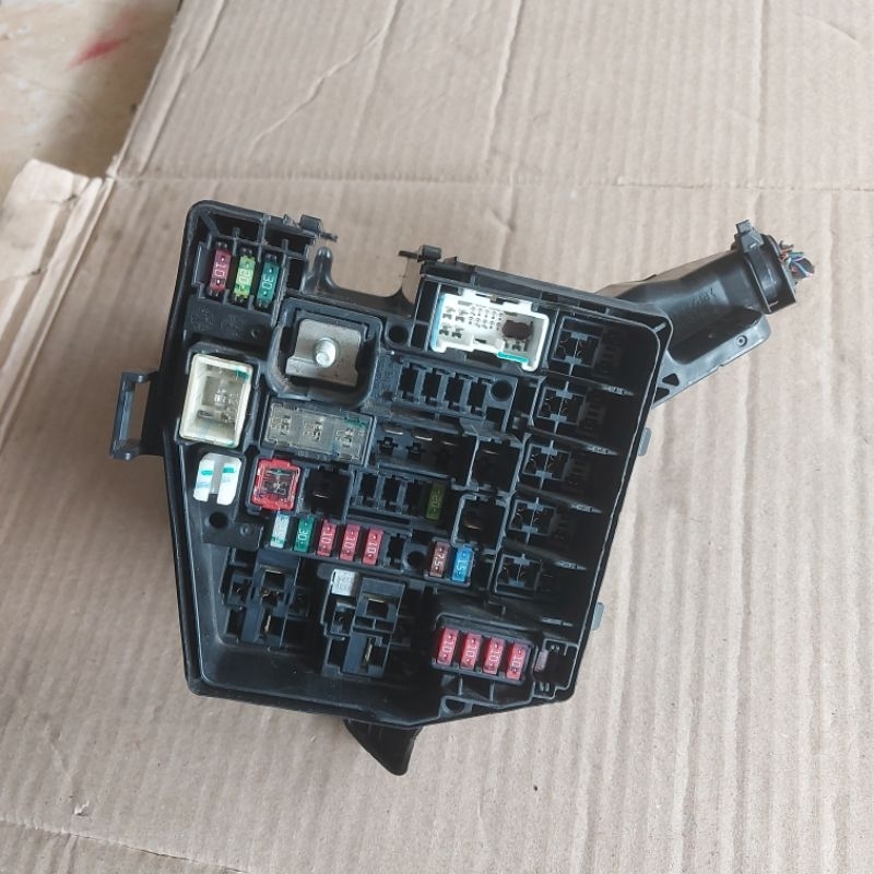 Fuse Box Bok Sikring Toyota All New Yaris All New Vios Original