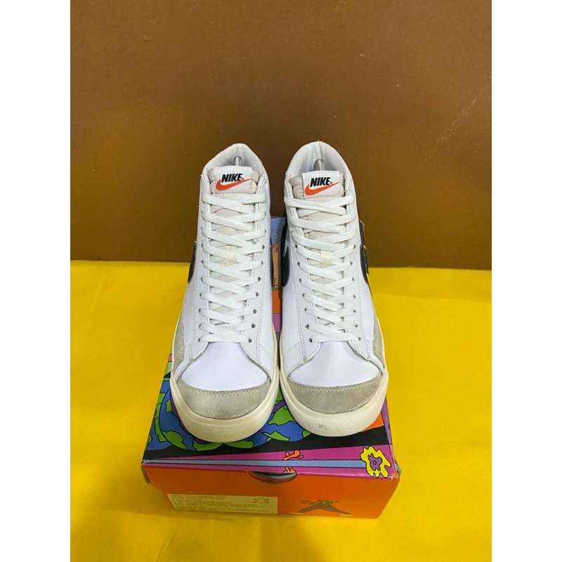 Nike blazer mid77 wht/blck vtg used 9/10 pemakaian UK 41/26cm no box Minus