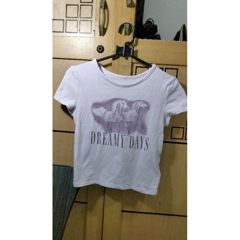 PRELOVED CROP TOP BABY TEE HNM H&M DREAMY DAYS LILAC