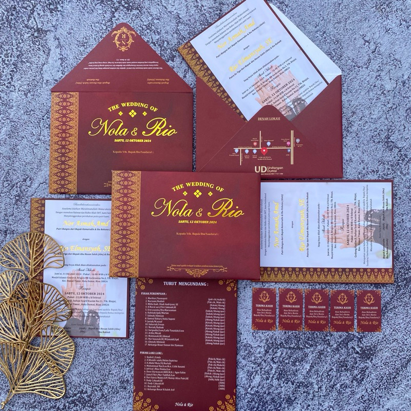 

Undangan Custome ( Free Tinta emas)