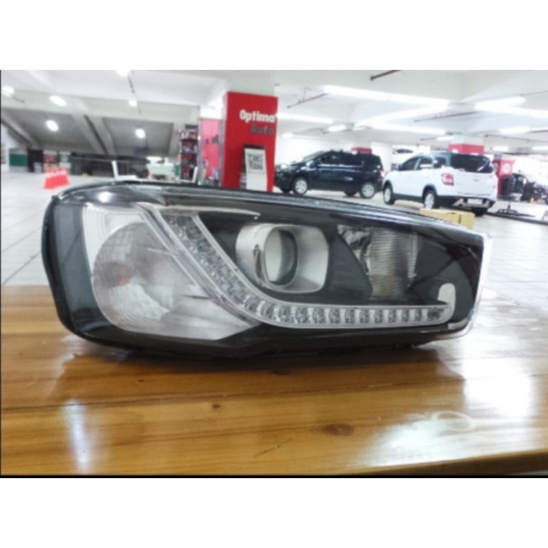 Headlamp lampu besar kanan Chevrolet Captiva FL 3 Original GM 42639357