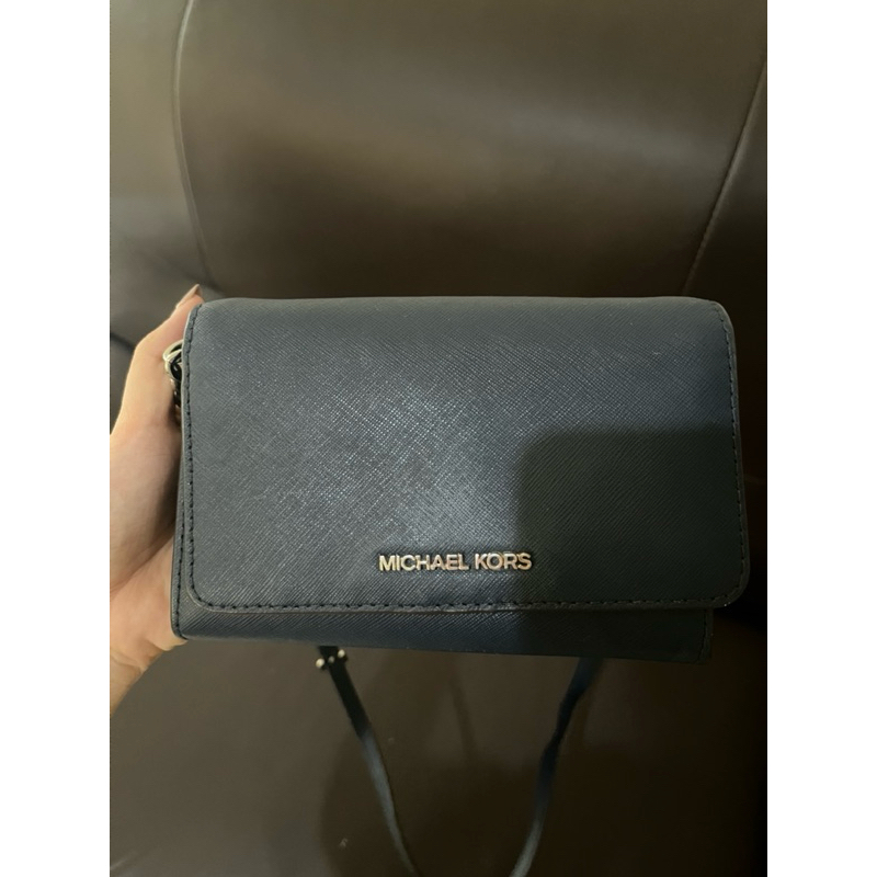 Preloved michael kors bag