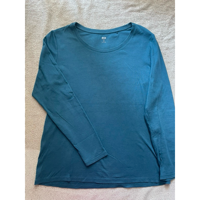uniqlo atasan kaos lengan panjang wanita (second)