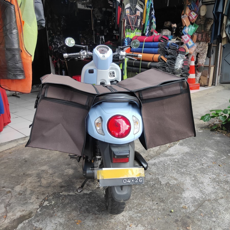 Tas obrok motor kanvas terpal