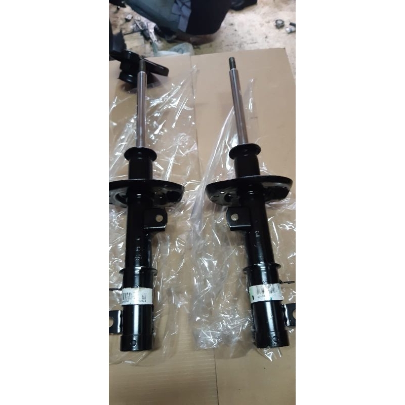 Shock breaker depan Chevrolet Spin