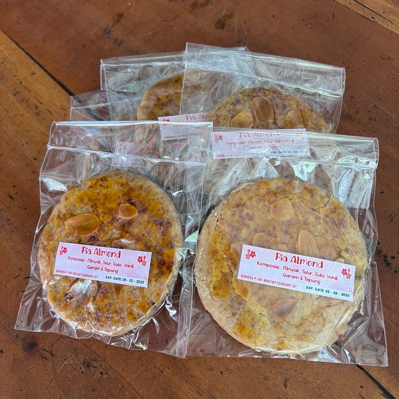 

Kue Pia Almond 1Pc