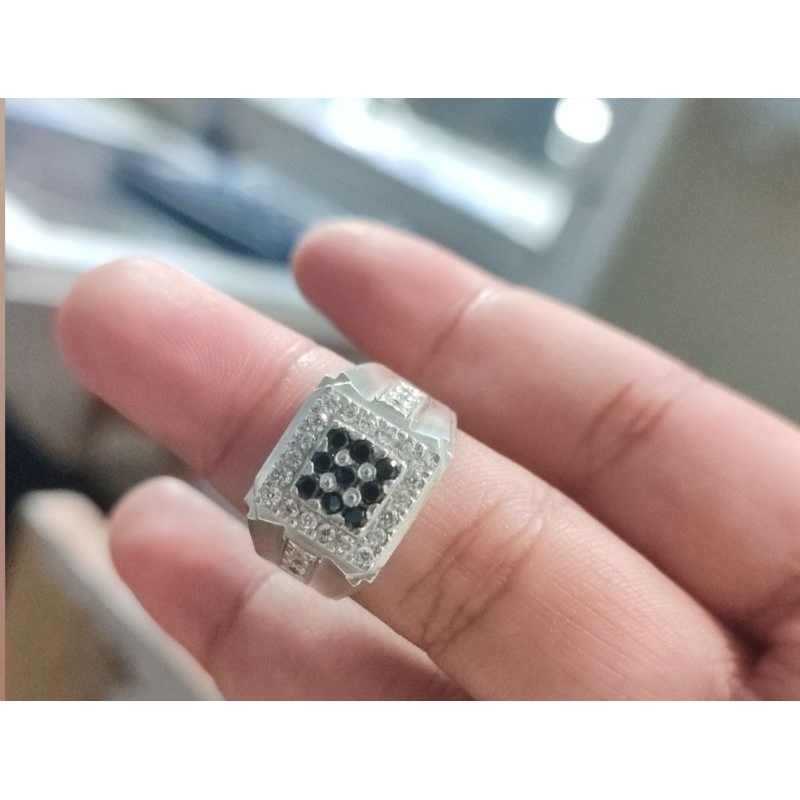 cincin  cowo mata hitam perak