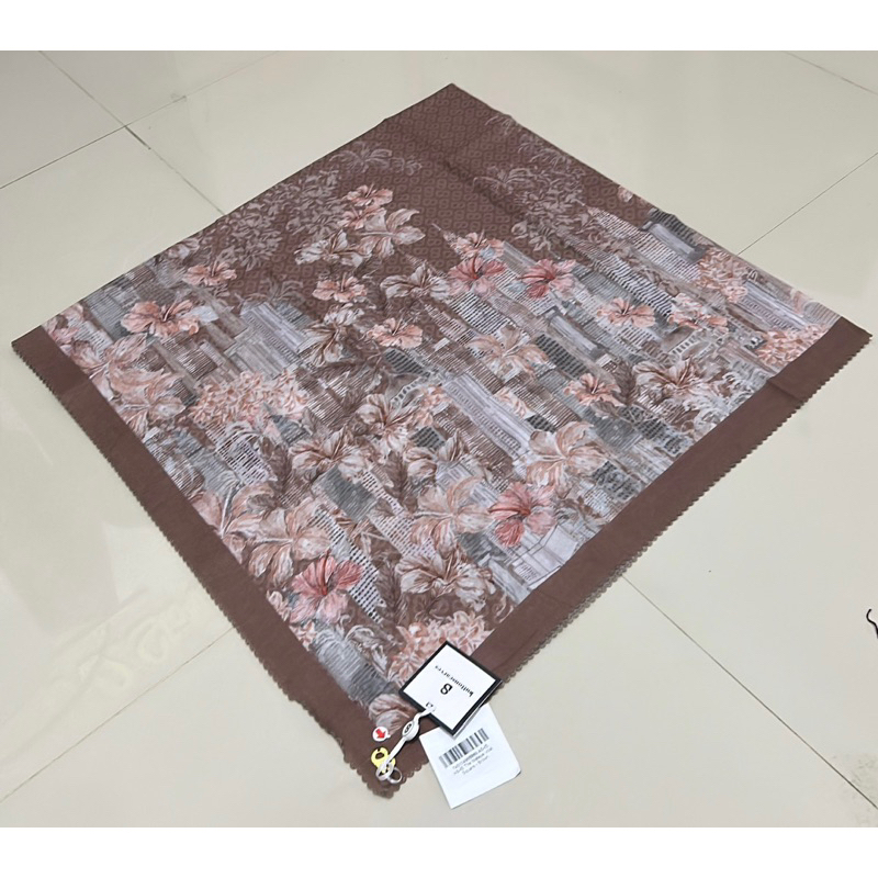 MALAYA SERIES BROWN BUTTONSCARVES