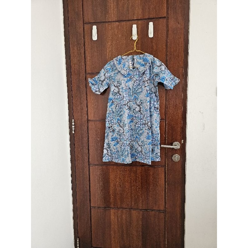 PRELOVED Dress anak BATIK KERIS umur 6 tahun