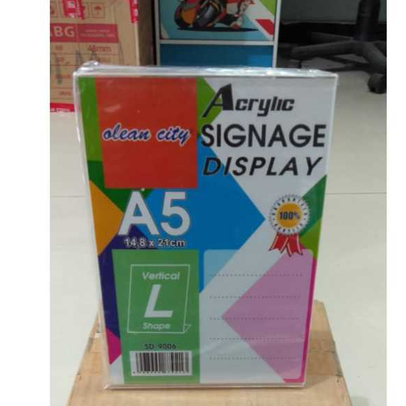 

Holding Sign Acrylic A5 SD9006