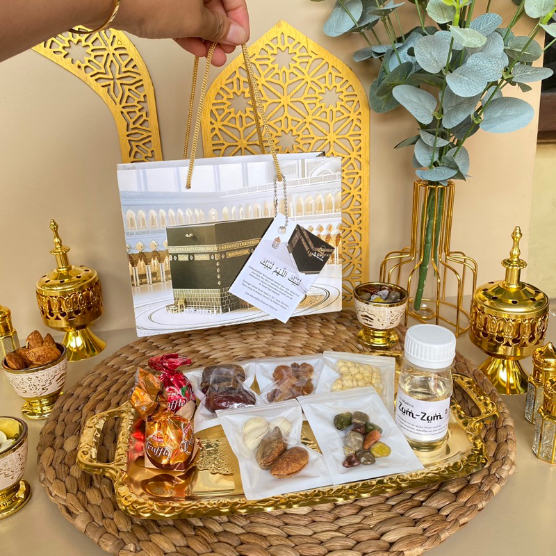 

Safiyya (ini Ready ya, Bisa req taggal pengiriman) Paket Oleh Oleh Umroh Haji Cantik Ekonomis Bisa Request Ucapan Nama Allisha Islamic Gift Centre