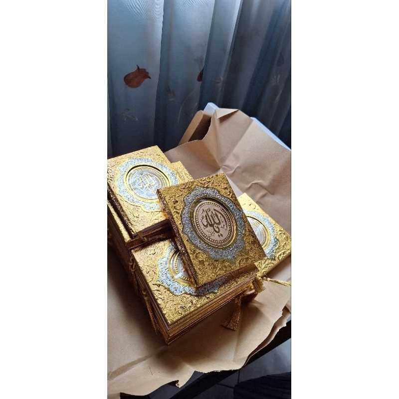 Buku Yasin Custom Cover Emas Timbul