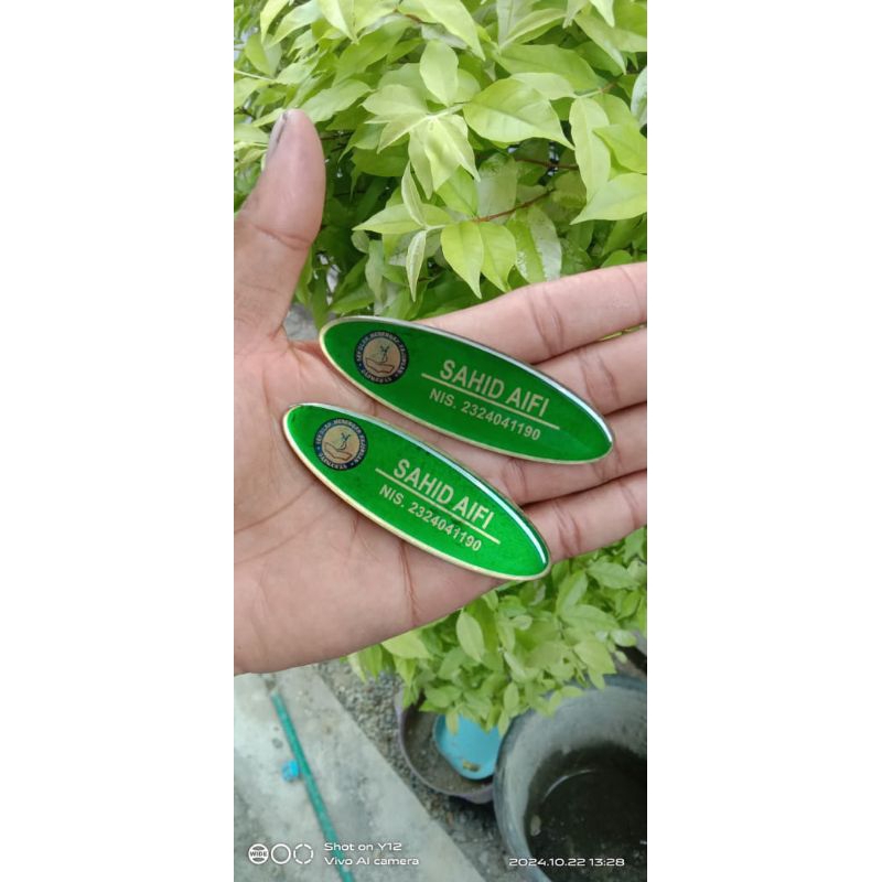 

Nama/ Dada Kuningan Oval