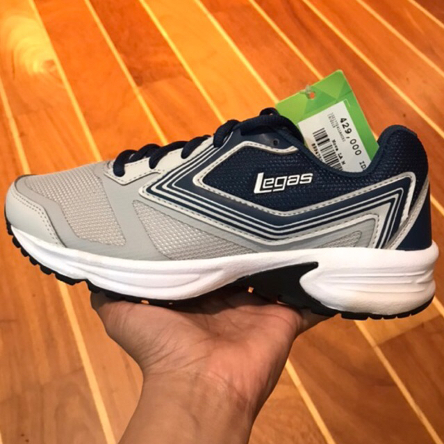 CUCI GUDANG SEPATU LEAGUE & LEGAS ORIGINAL 100%