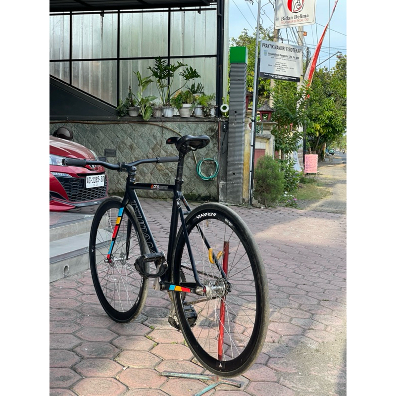 Sepeda fixie tsunami