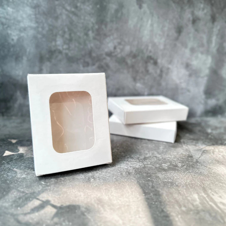 

tuck in souvenir box ektra small box ivory premium dan tebal box gift totebag hijab